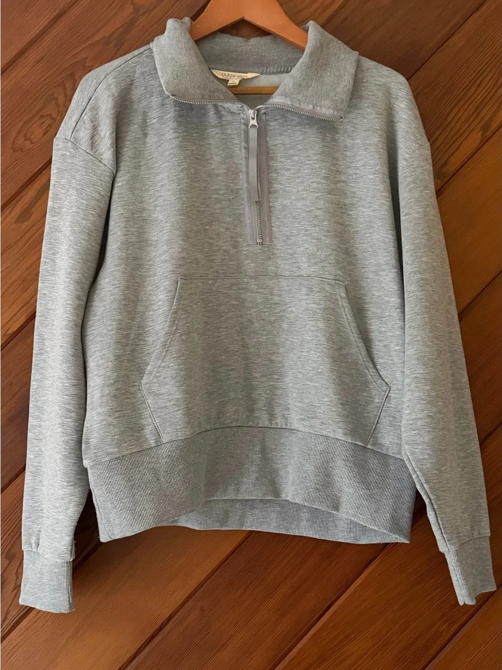Earth Yoga Quarter Zip Pullover Heather Gray Size L